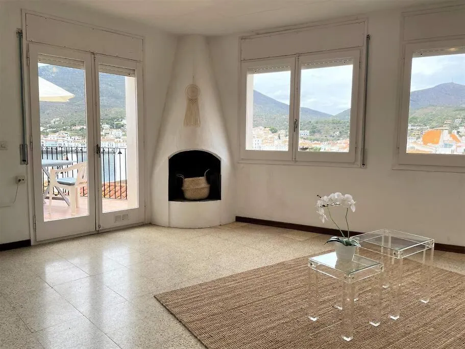 Des Puig - Apartment With Sea Views Cadaqués